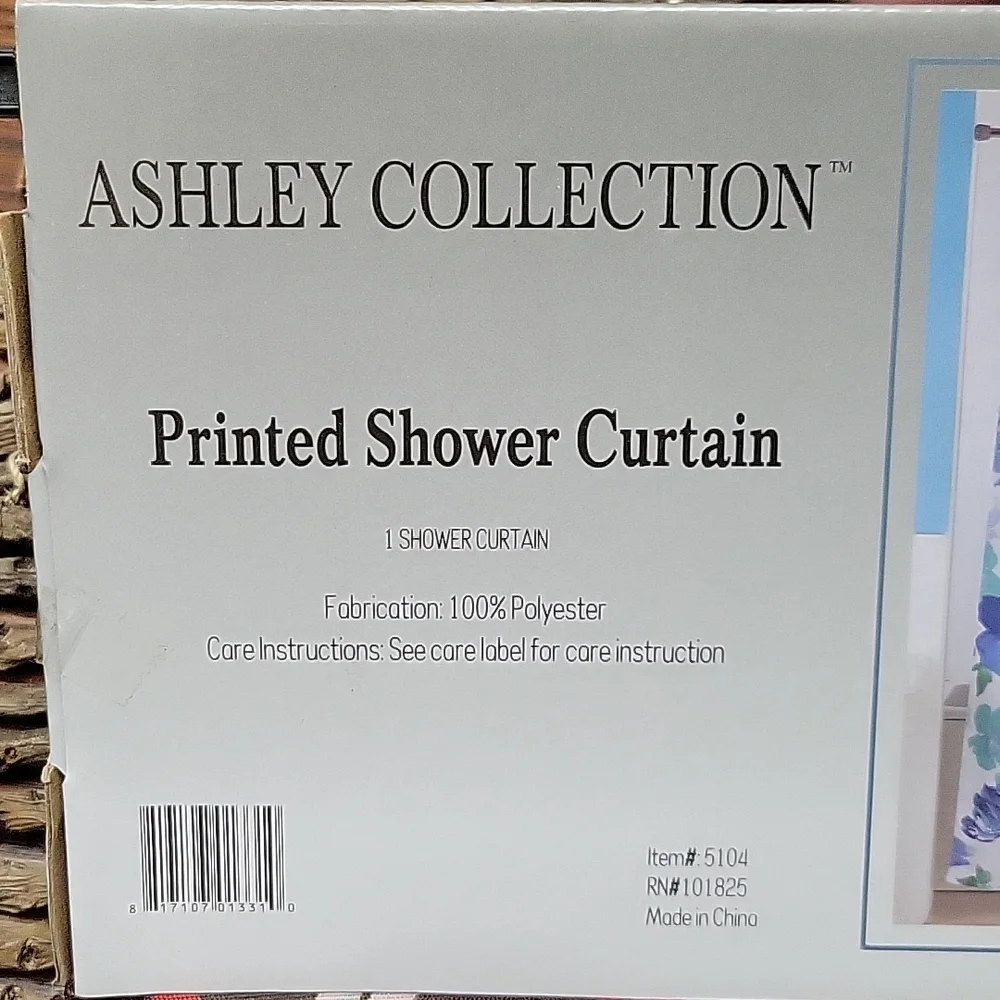 Ashley Collection Shower Curtain, NEW